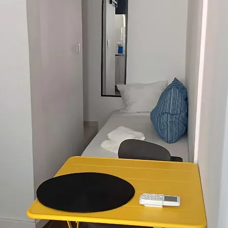 10 With Private Bathroom And Kitchen, Downtown Apartamento Lisboa